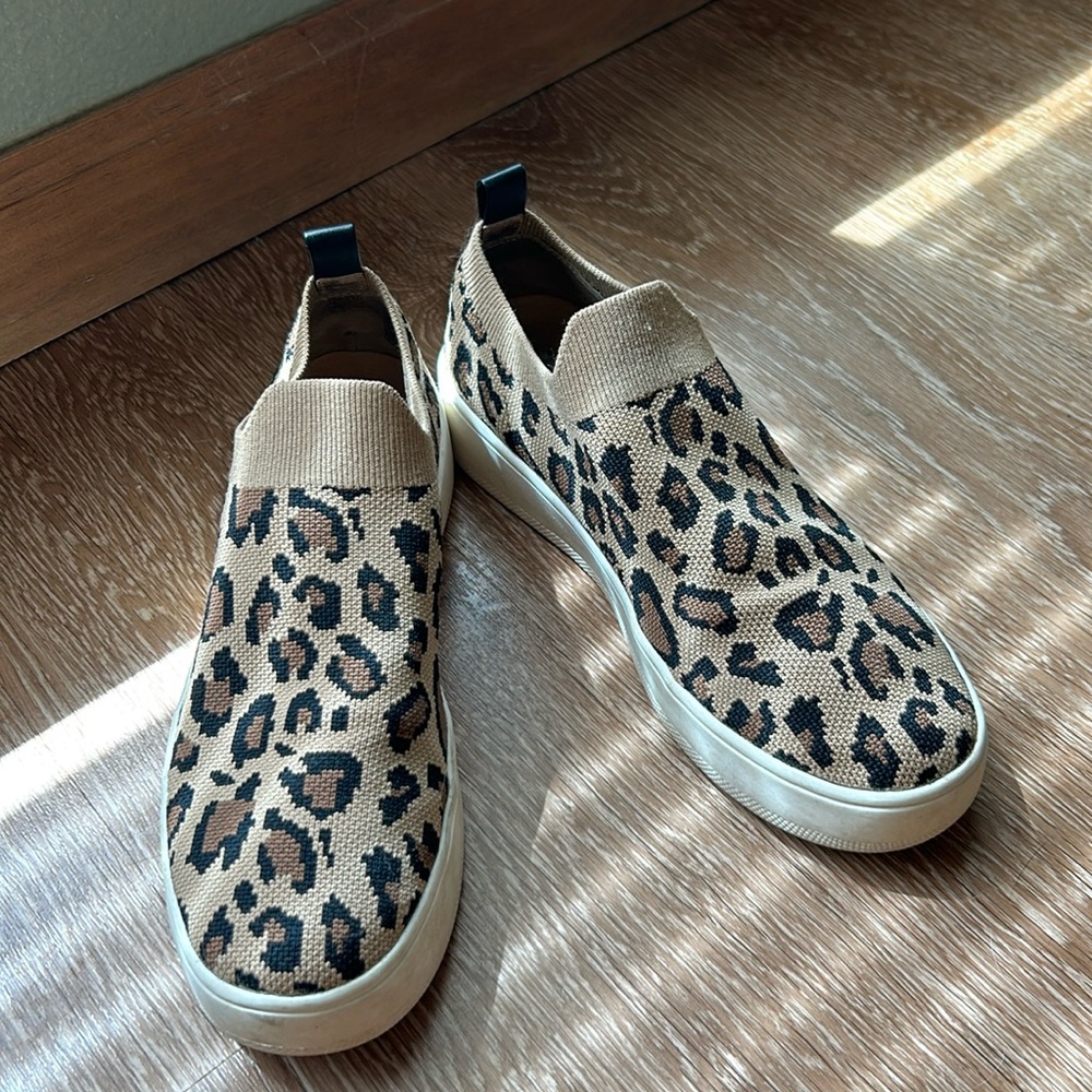 Steve Madden Leopard Print Tennis shoes
